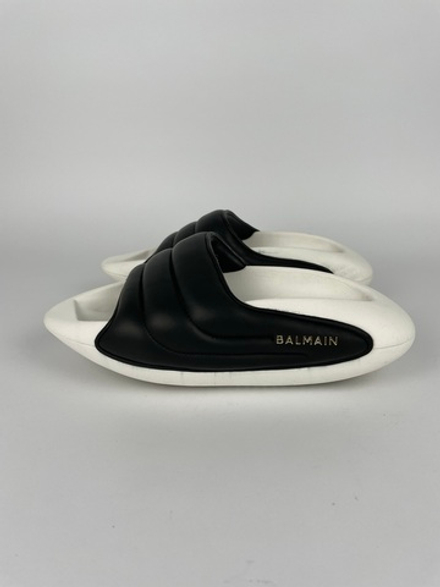 Шлепки Balmain
