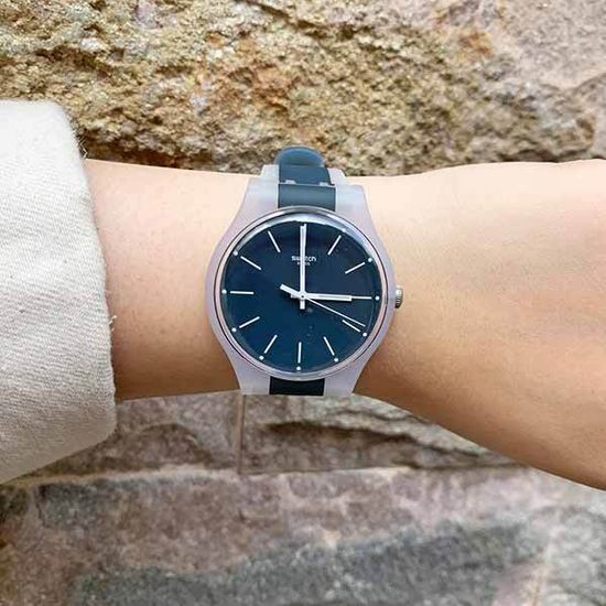 Наручные часы Swatch SUOW142