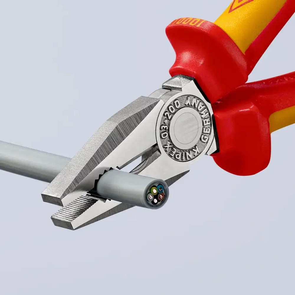 Плоскогубцы комбинированные хромированные 200 мм Knipex 03 06 200 SB