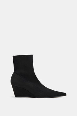 ZARA БОТИЛЬОНЫ НА ТАНКЕТКЕ, ЧЕРНЫЙ
