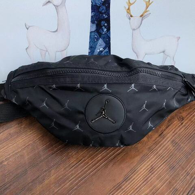 Черная бананка Air Jordan