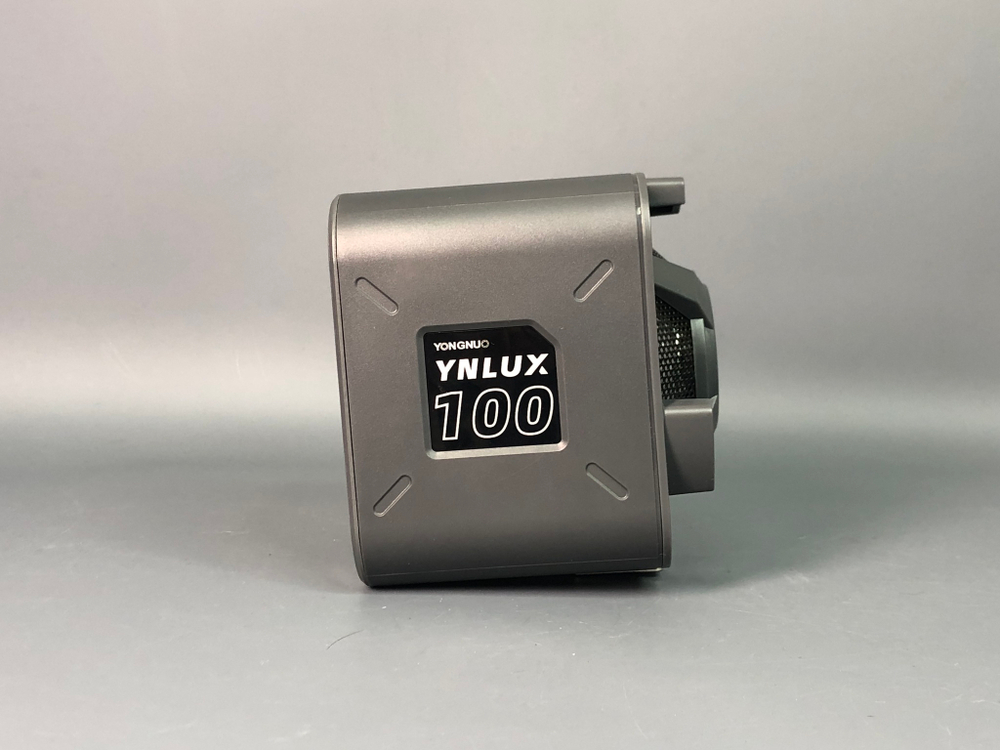 YongNuo YNLUX100