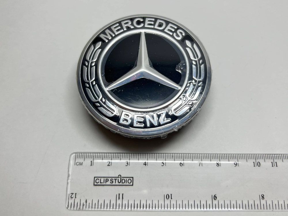 HH-143 / Логотип (шильдик, надпись, эмблема) "Mercedes" 7,5 см черный на диск