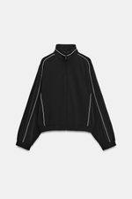 ТЕХНИЧЕСКАЯ КУРТКА С КОНТРАСТНОЙ ОКАНТОВКОЙ — ZARA