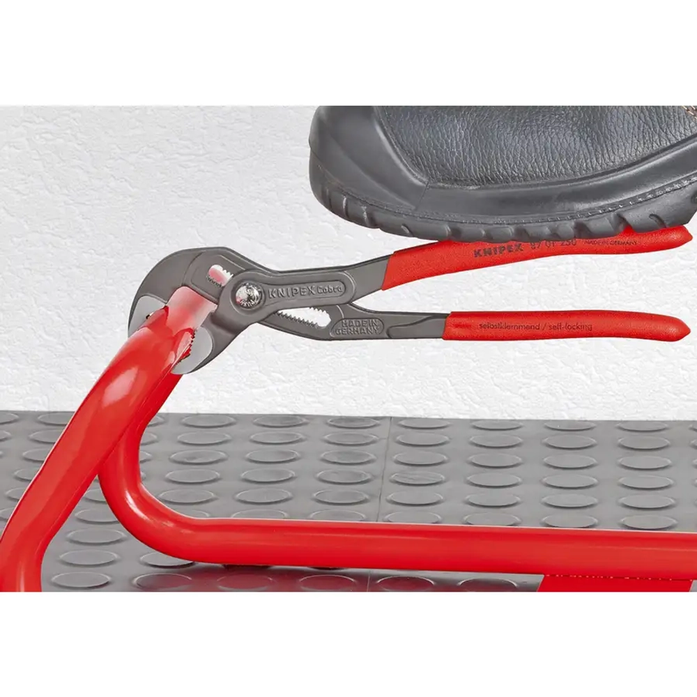Клещи трубные Cobra® хромированные 180 мм Knipex 87 03 180