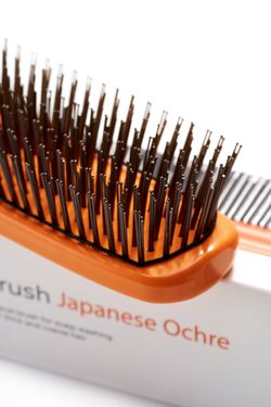 Расческа Majestic Scalp Brush японская охра