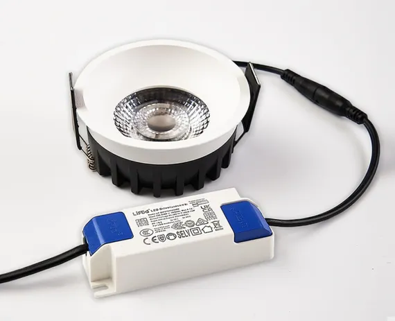 Точечный светильник IT08-8042 white 3000K Italline
