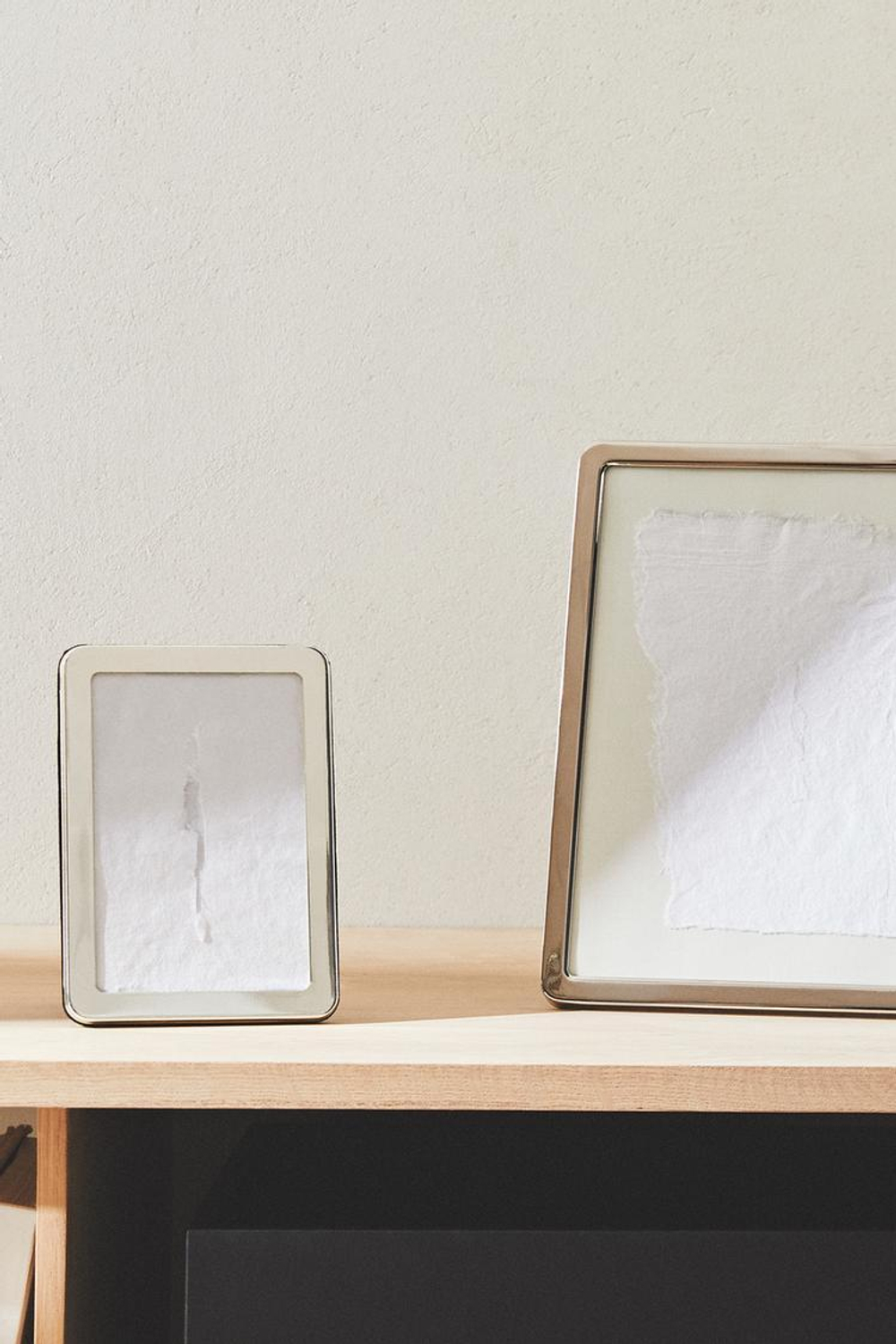 ZARA HOME МЕТАЛЛИЧЕСКАЯ РАМКА ДЛЯ ФОТОГРАФИИ С ЗАКРУГЛЕННЫМИ УГЛАМИ, СЕРЕБРЯНЫЙ