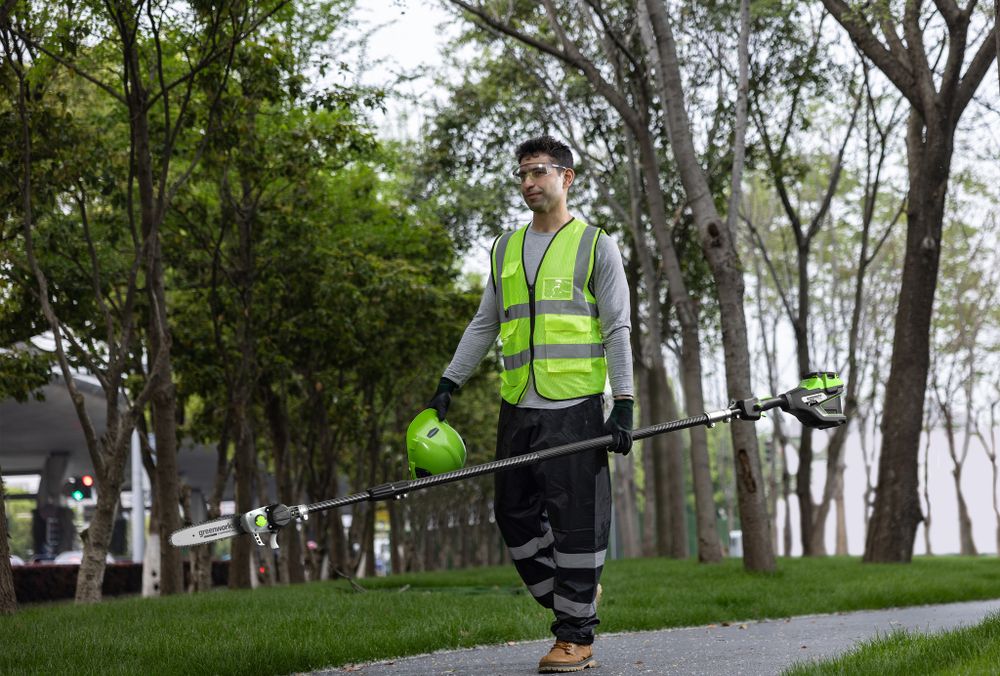 Высоторез/Сучкорез аккумуляторный телескопический Greenworks PS102T, 25 см, бесщеточный, без АКБ и ЗУ (1402407)