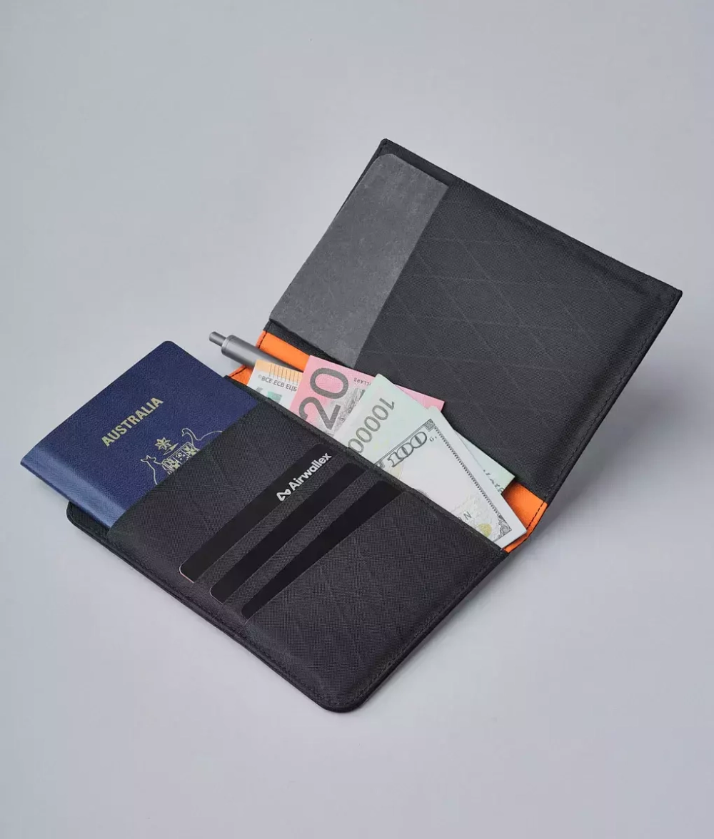 Кошелёк Alpaka Ark Bifold Passport Wallet
