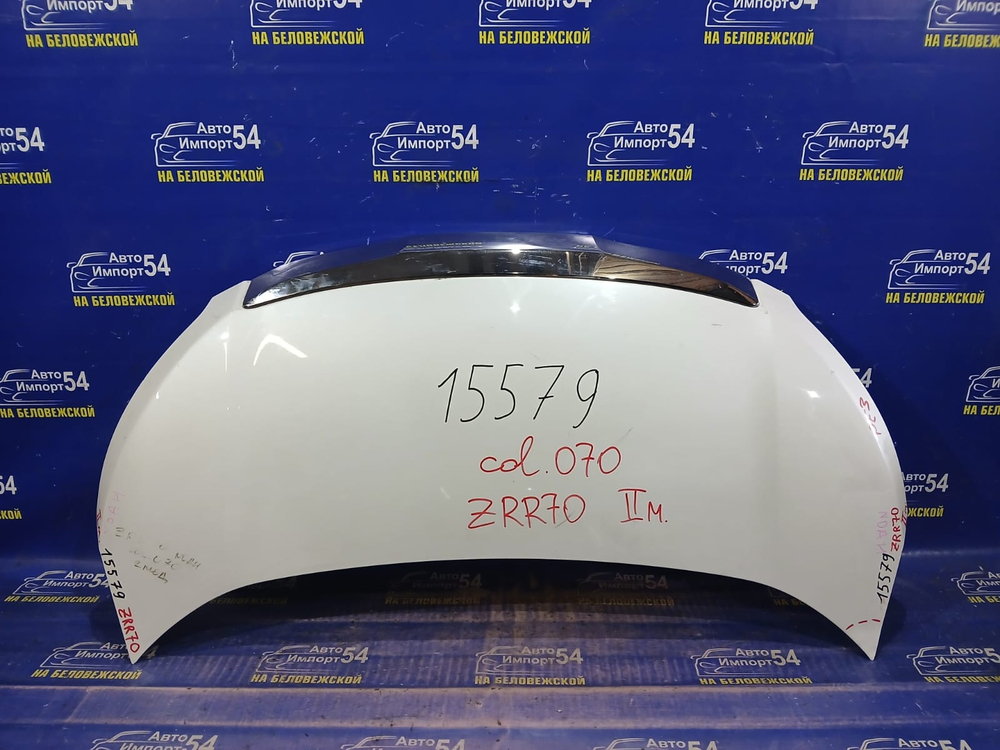 Капот TOYOTA NOAH 2010-2013