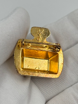 Брошь в форме флакона духов Yvresse Yves Saint Laurent