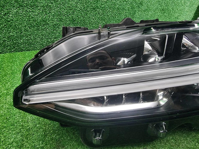 Фара левая Volvo V90 2 (2020-н.в.) LED