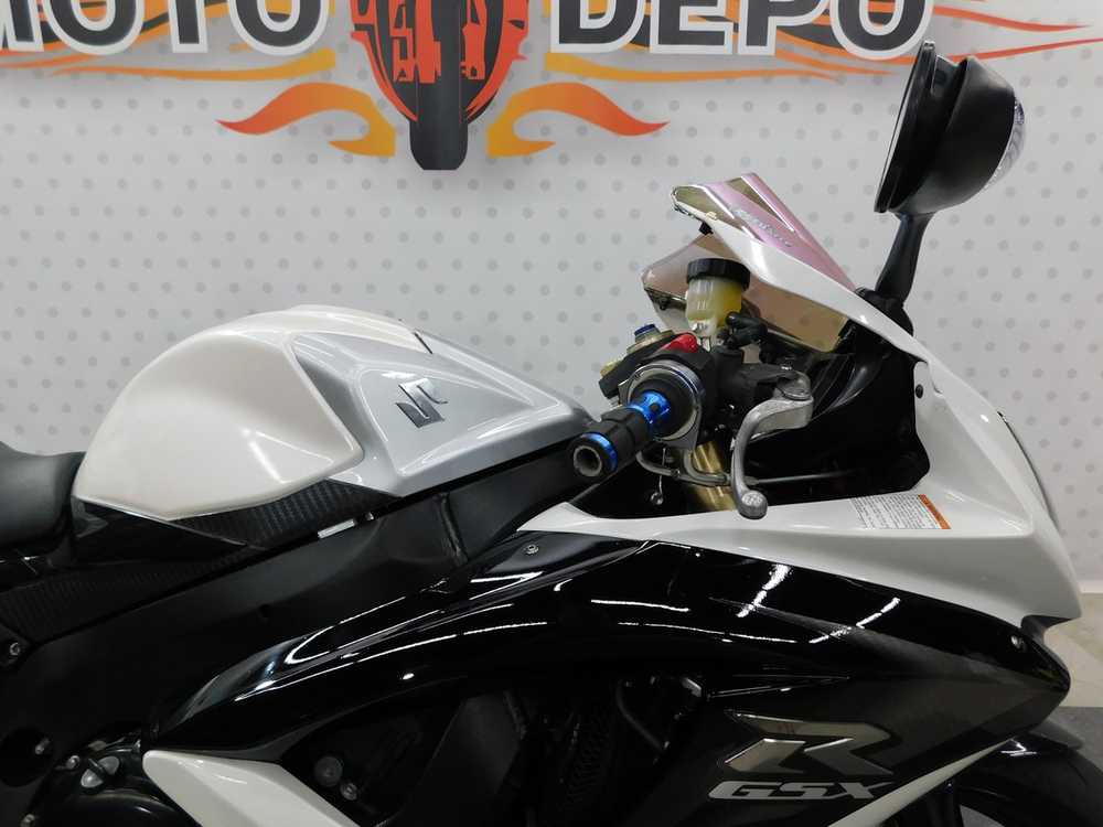 Suzuki GSX-R600  2008 JS1GN7EA382106270