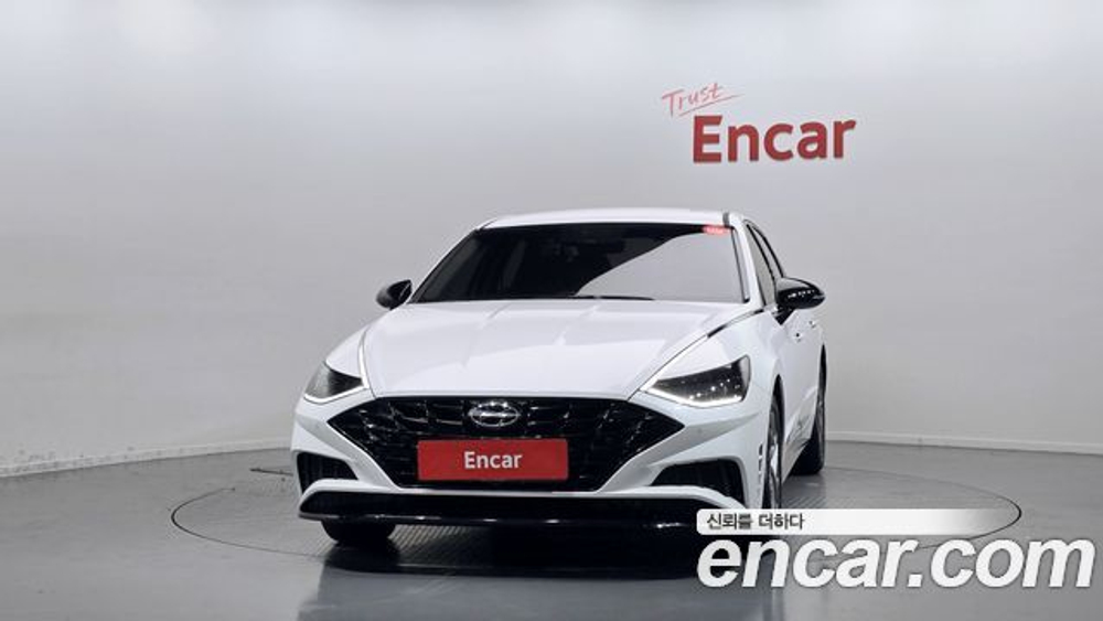 Hyundai Sonata 2.0 — 2022