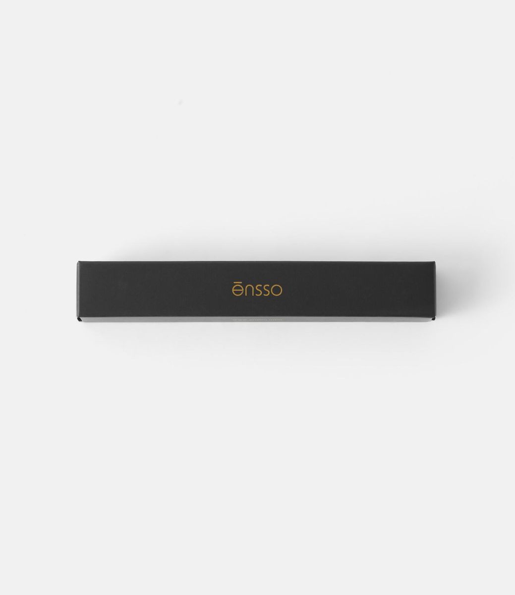 Ensso Giro Black — ручка из авиационного алюминия