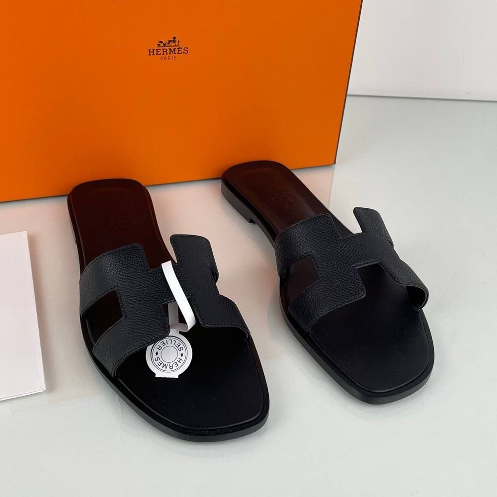 Шлепанцы Hermes
