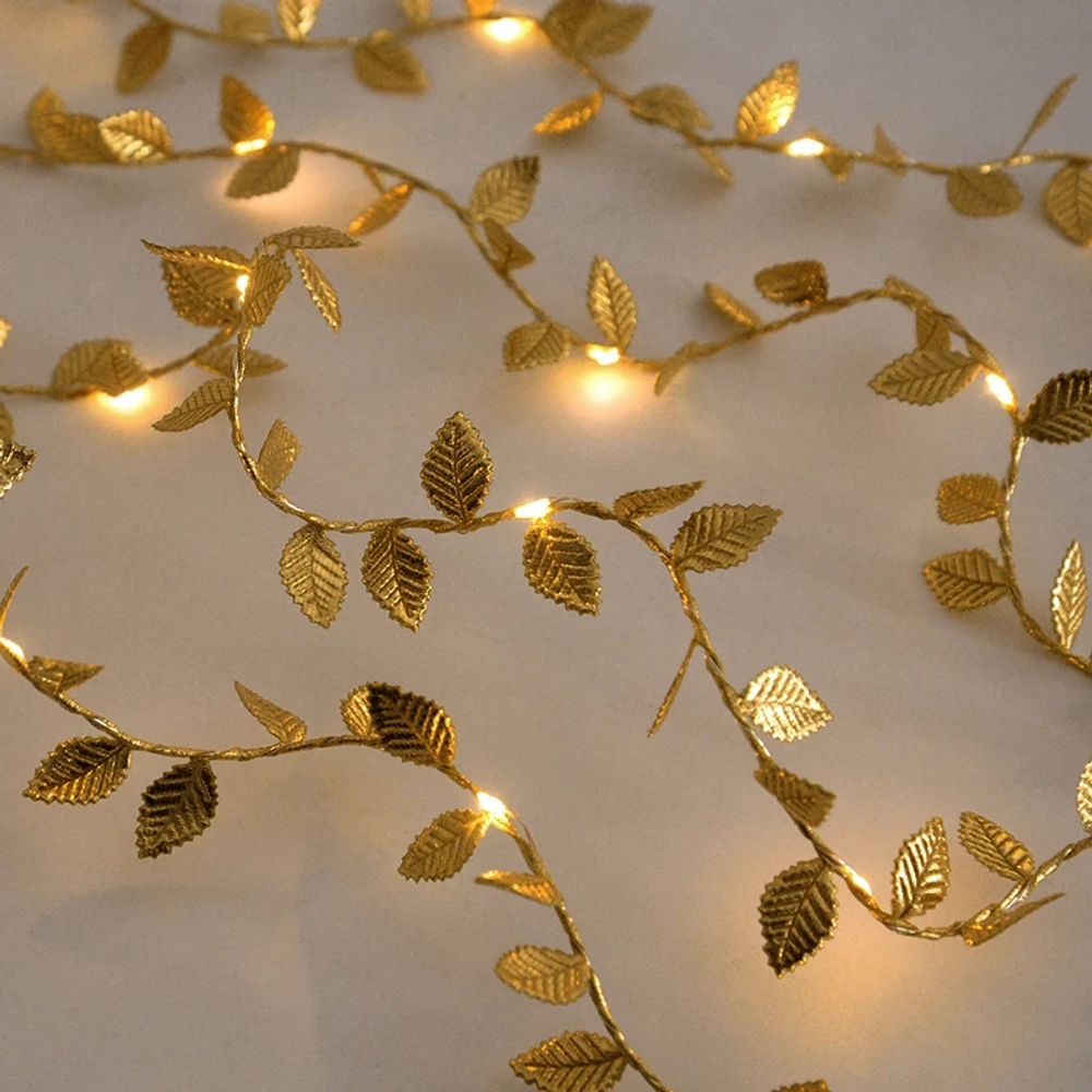 Гирлянда "Золотые листья", 3АА, 5м, 50 LED