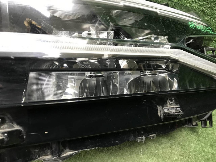 Фара левая Citroen C5 Aircross (2022-н.в.) LED