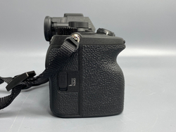 Новая Sony A7 Mark IV Body 60 кадров
