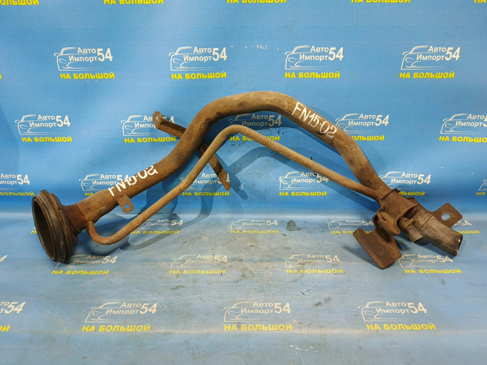 Горловина топливного бака NISSAN PULSAR 1999