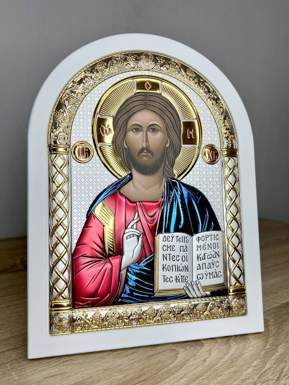 Спаситель, икона арочная, белое дерево, эмаль 150х200