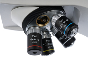 Микроскоп цифровой Levenhuk MED D45T LCD, тринокулярный