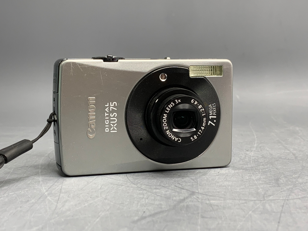 Canon IXUS 75