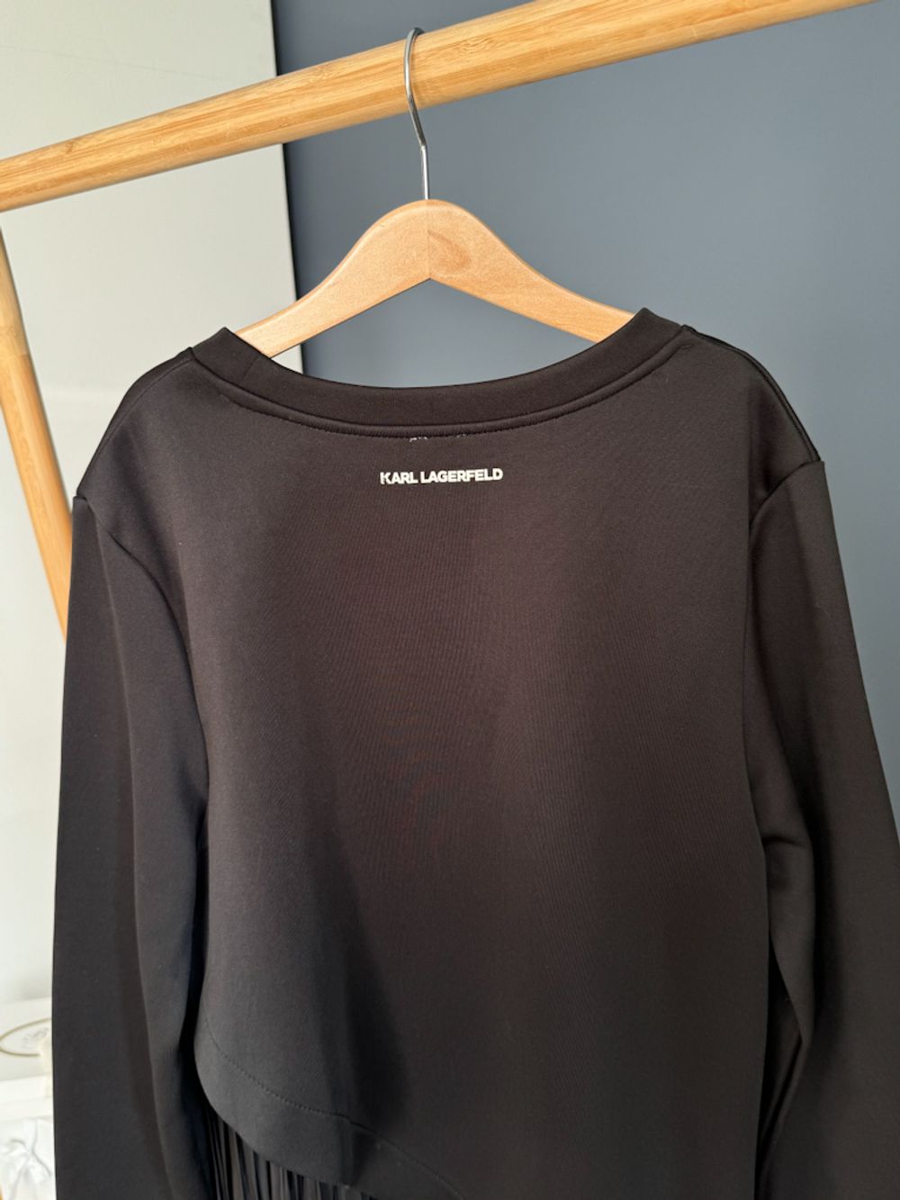 Новое платье Karl Lagerfeld, 152
