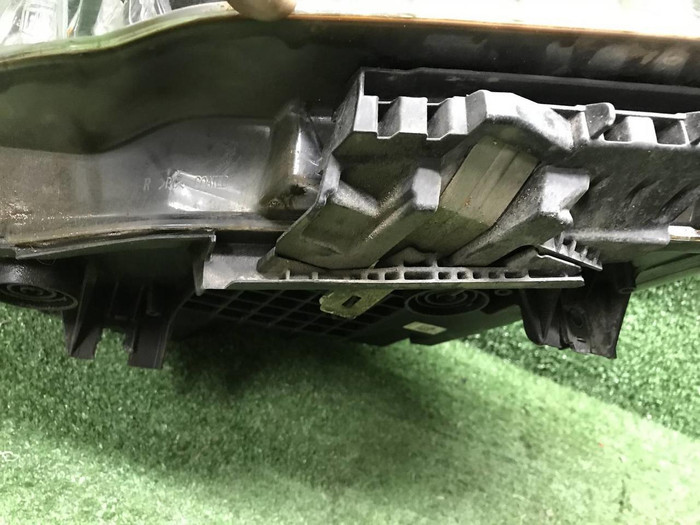 Фара правая BMW X1 F48 (2015-2019) LED