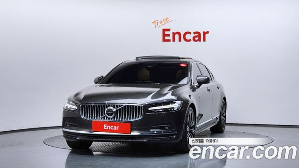 Volvo S90 B5 — 2023