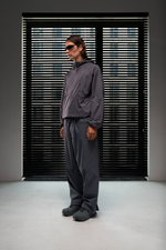 Брюки Blue Monte Geometric-Cut Laminated Trousers "Navy Blue"