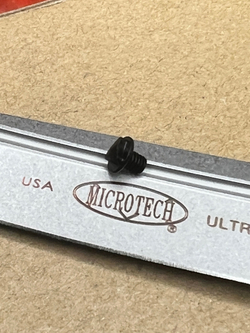 Винт для ножа Microtech Ultratech / UTX-85 серии А+++ - черный