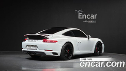 Porsche 911 Carrera GTS — 2017