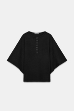ФУТБОЛКА С ВОРОТНИКОМ ХЕНЛИ — ZARA