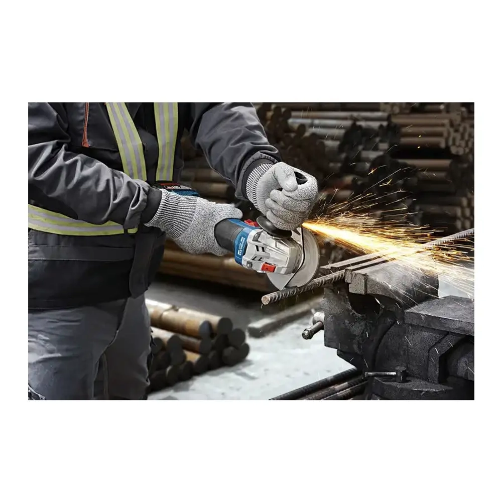 Аккумуляторная угловая шлифмашина GWS 18V-8 BOSCH 06019N9021