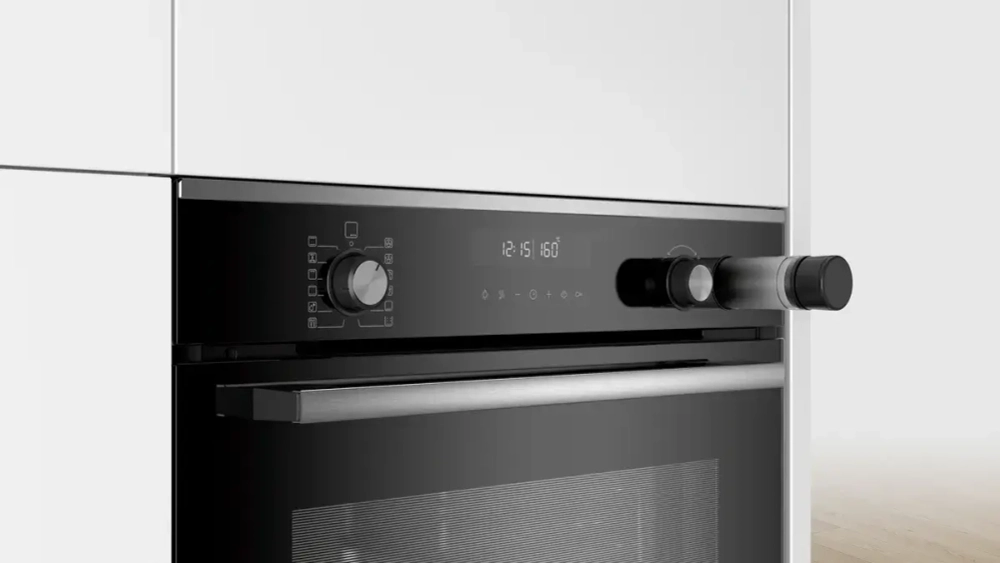 Духовой шкаф Bosch HRG2382S1