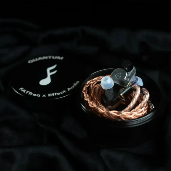 FATfreq x Effect Quantum Silver Black