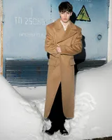 Бежевое пальто 