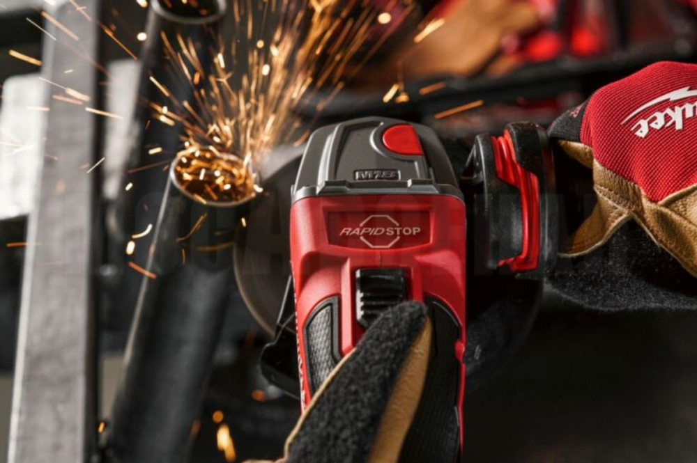 Шлифмашина угловая аккумуляторная M18 FSAG125XB-502X, Milwaukee 4933478430