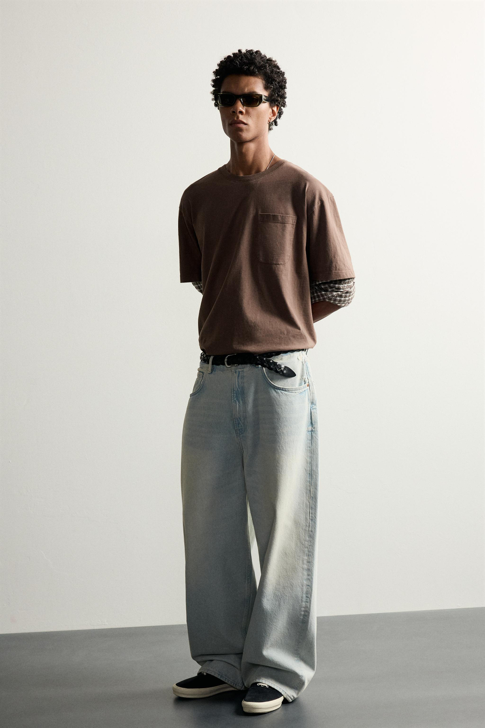 ФУТБОЛКА С РУКАВАМИ С ЭФФЕКТОМ МНОГОСЛОЙНОСТИ В КЛЕТКУ — ZARA