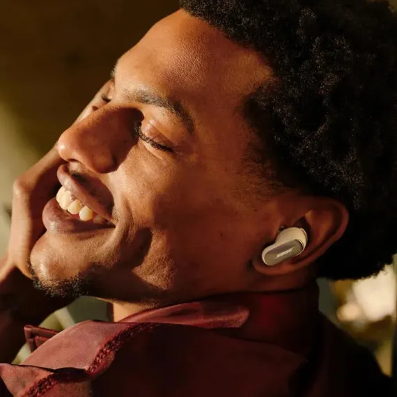 Bose QuietComfort Ultra Earbuds 2nd Gen Black