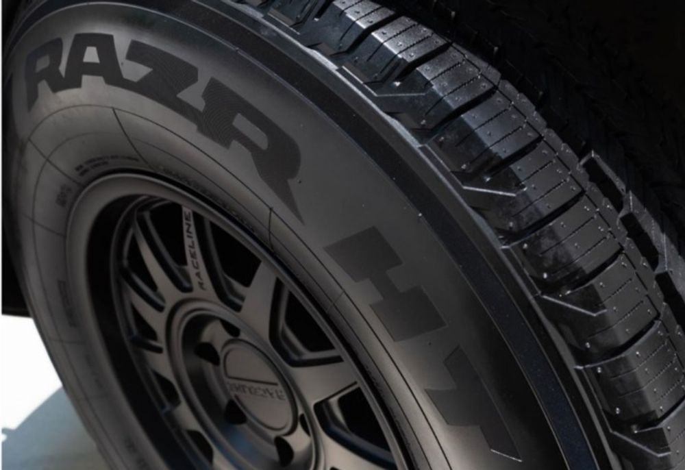 Шина Maxxis RAZR HT-780 235/65R17 108H