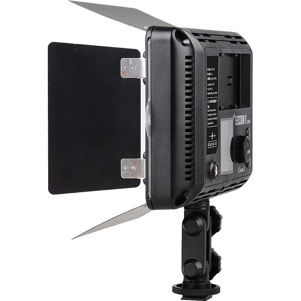 Светодиодный осветитель Godox LED308C II