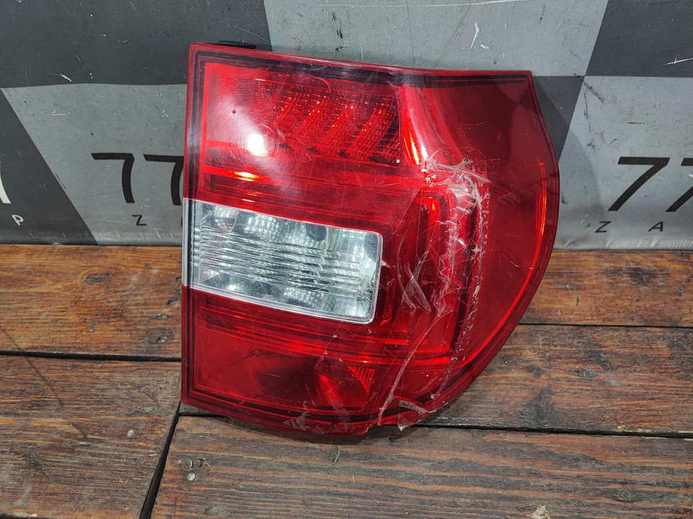 Фонарь задний правый Skoda Yeti 13-18 Б/У Оригинал 5LD945096