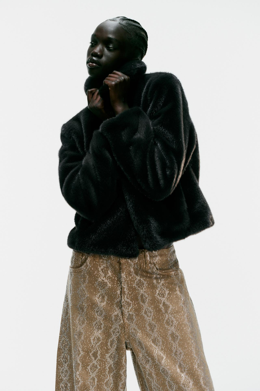 ZARA ДЖИНСЫ TRF BAGGY СО СРЕДНЕЙ ПОСАДКОЙ, ПРИНТОМ И СТРАЗАМИ, СВЕТЛЫЙ ХАКИ