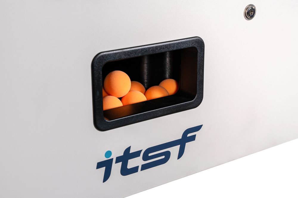 Игровой стол - футбол "NineStar Iron Pro ITSF Grey" (144х75,5х90)_D3