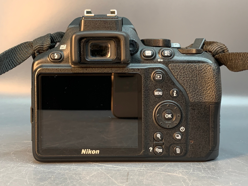 Nikon D3500 kit 18-55mm