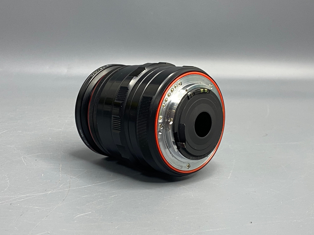 Pentax HD DA 20-40mm f/2.8-4 ED Limited DC WR