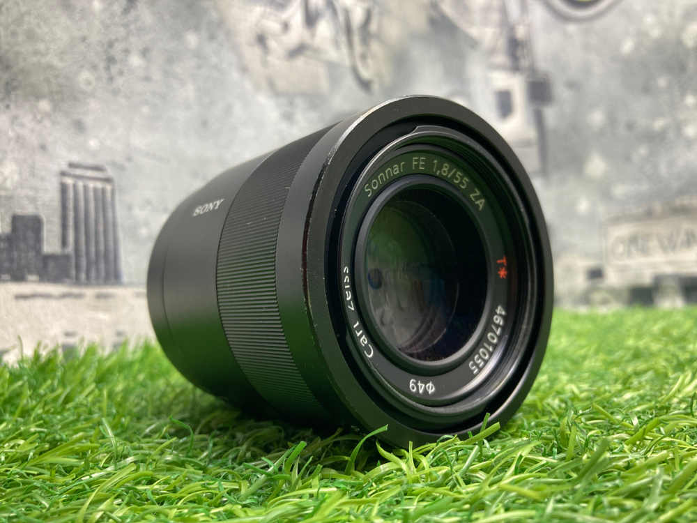 Sony Carl Zeiss Sonnar T 55mm 1.8 ZA